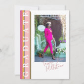 ピンクオレンジのライン状の卒業お知らせカード 招待状 (正面)