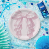 ピンクカスケードラッフルボウクラッシーポー ペーパープレート (パーティー)