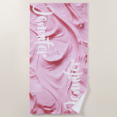 ピンクカップケーキつや消し パーソナライズされた ビーチタオル (正面)