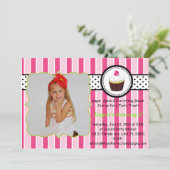 ピンクカップケーキ招待状 招待状 (スタンド正面)