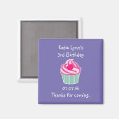 ピンクカップケーキ誕生日パーティーのお気に入り マグネット (正面/裏面)