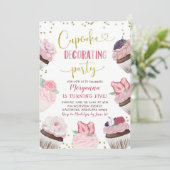 ピンクカップケ飾ーキのパーティー誕生日招待状 招待状 (スタンド正面)