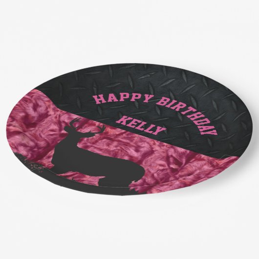 ピンクカモフラージュディア狩りカントリー誕生日 ペーパープレート (アングル)