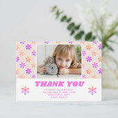 ピンクカラフルグリッター花誕生日ガールフォト サンキューカード (スタンド正面)