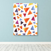 ピンクカラフル金ゴールドネイビーブルー三角形パターン キャンバスプリント (インサイチュ (ウッドフロア))