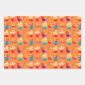 ピンクカラフル、オレンジ、黄色の誕生日カップケーキ ラッピングペーパーシート (正面)