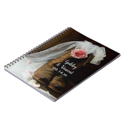 ピンクカントリーバラとカウボーイブーツウェスタン結婚ズ ノートブック (左側)