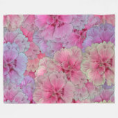 ピンクカーネーションヴィンテージスタイル フリースブランケット (正面(横))