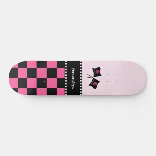 ピンクガーリーとブラックの市松模様にレースのフラグと名前 スケートボード (横)