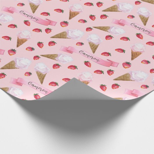 ピンクガーリーのパーソナライズされたいちごアイスクリームコーン ラッピングペーパー (角)