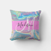 ピンクガーリーのホログラフィック虹色モノグラム名 クッション (正面)