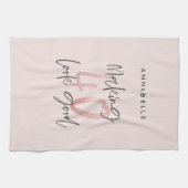 ピンクガーリーのモダングリッター40歳の誕生日  キッチンタオル (横)