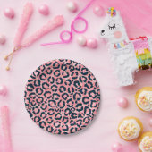 ピンクガーリーアートブルーレオパードアニマルプリント ペーパープレート (パーティー)