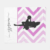 ピンクガーリーチアリーダーシルエット応援コーチ名 フリースブランケット (正面(横))