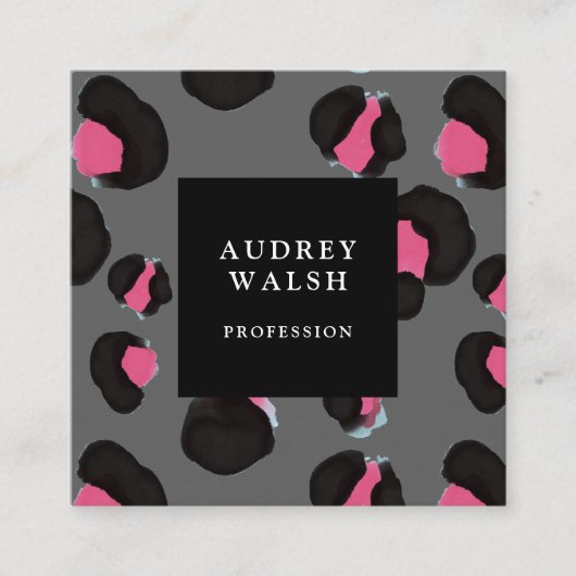 ピンクガーリーバック濃灰色ヒョウ柄 スクエア名刺 (正面)