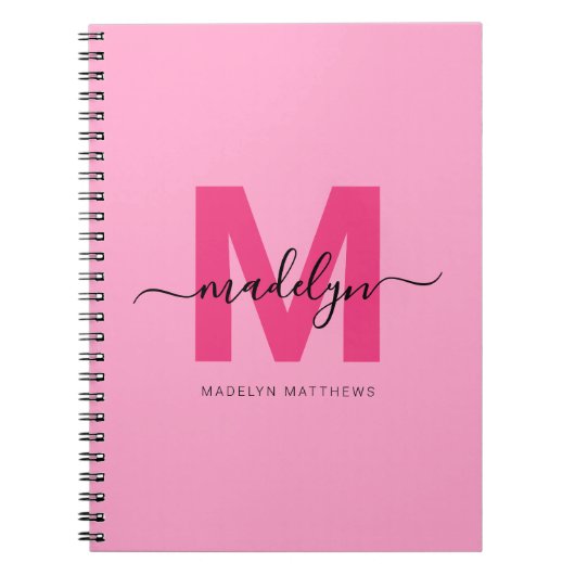 ピンクガーリーパーソナライズされたイニシャルモノグラム名 ノートブック (正面)