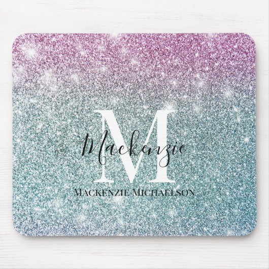 ピンクガーリーブルーパープルグリッターモノグラム名 マウスパッド (正面)