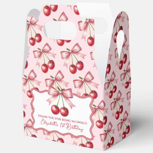 ピンクガーリーレッドコケットさくらんぼ第1誕生日 フェイバーボックス (見開き)