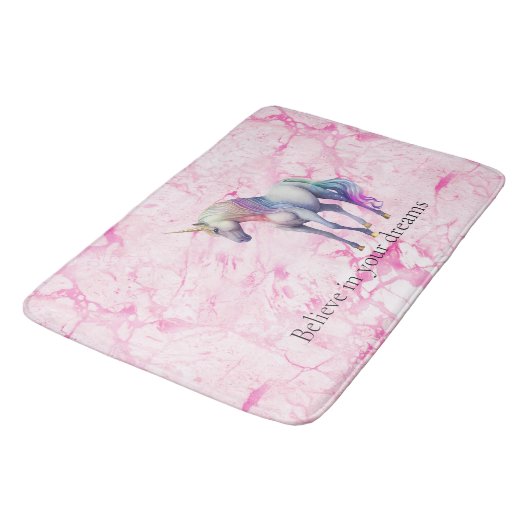 ピンクガーリー渦巻形ののユニコーン バスマット (アングル)