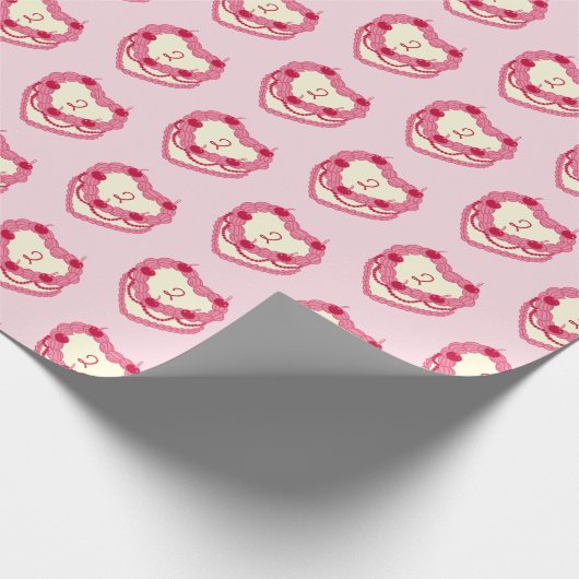 ピンクガーリー赤いハート形お誕生日ケーキ ラッピングペーパー (角)