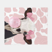 ピンクガーリー・バ吹ブルガム牛 フリースブランケット (正面(横))