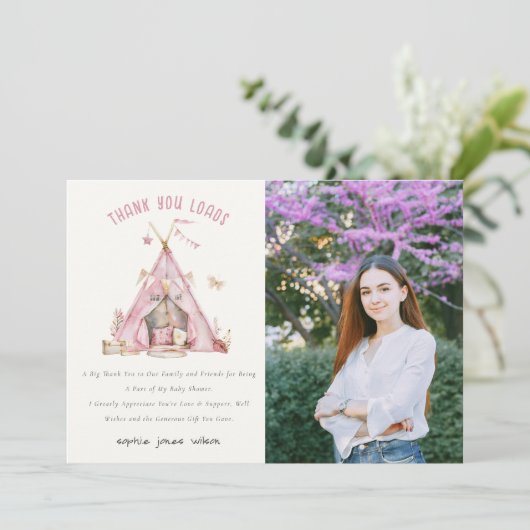 ピンクガールズテントスリーバースランバーフォト誕生日 サンキューカード (スタンド正面)