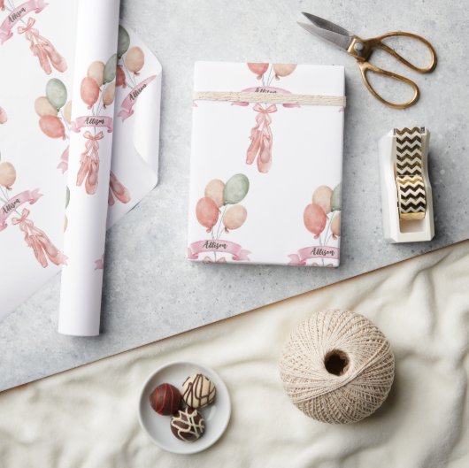 ピンクガールバレリーナパタン誕生日パーティー ラッピングペーパー (クラフト)