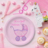 ピンクガールベビー乳母車その女の子の名前パーソナライズされた ペーパープレート (パーティー)
