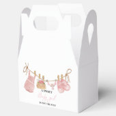 ピンクガールボヘミアン服ベビーシャワー フェイバーボックス (オープン)