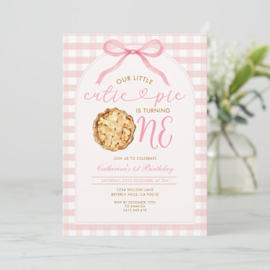 ピンクガール私たちの小さなかわいこちゃんパイギンガム誕生日 招待状 (スタンド正面)