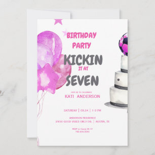 ピンクキックインイットサッカー誕生日パーティー 招待状
