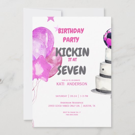 ピンクキックインイットサッカー誕生日パーティー 招待状 (正面)