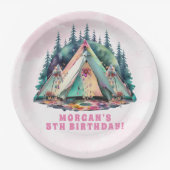 ピンクキャンピングスリーポバーバースデーパーティー ペーパープレート (正面)