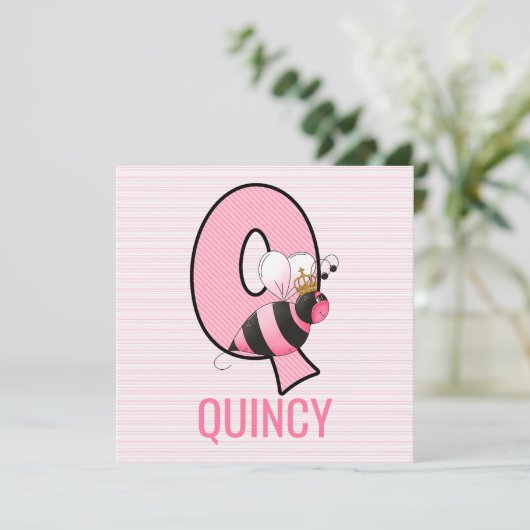 ピンククイーンビーレターQ子供の誕生日パーティー 招待状 (スタンド正面)