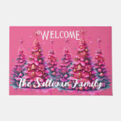 ピンククリスマスツリートレンディー名門私立校風の美学 ドアマット (正面)