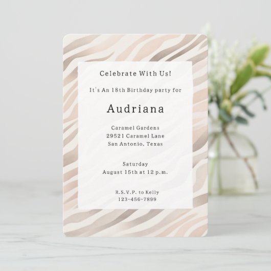 ピンククリームゼブラアニマルプリント誕生日 招待状 (スタンド正面)