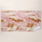 ピンククリームタンサウスウェスト女性のカーボーイコウィド ビーチタオル (正面)