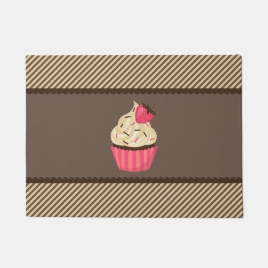ピンククリームブラウンストライプシズストロベリーカップケーキ ドアマット (正面)