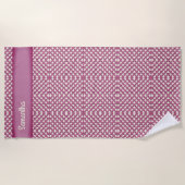 ピンククロシェカスタマイズート糸 – お名前 ビーチタオル (正面)