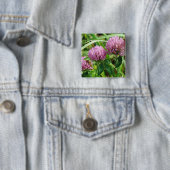 ピンククローバーワイルドフラワー – Trifolium pratense 缶バッジ (インサイチュ)