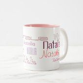 ピンククールフォントお名前パーソナライズされた ツートーンマグカップ (正面右)