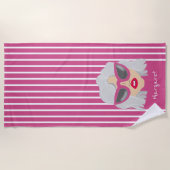 ピンククールメガネの白髪の女カスタム性 ビーチタオル (正面)