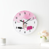 ピンクグラムリップスティック&爪、 ネイルポーランド美しいテーマ ラージ壁時計 (ホーム)