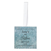 ピンクグリッターベビー初めてのクリスマス3枚の写真 キューブオーナメント (正面)