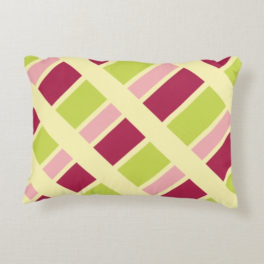 ピンクグリーンとブルゴーニュ アクセントクッション (裏面)