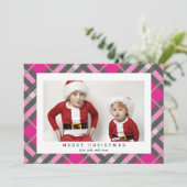 ピンクグリーンのタータン柄の写真クリスマスカード シーズンカード (スタンド正面)