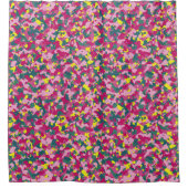 ピンクグリーンイエローカモフラージュ迷彩柄パターン シャワーカーテン (正面)