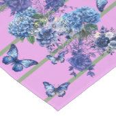 ピンクグリーンストライプバタフライメドウ ショートテーブルランナー (コーナー)