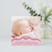 ピンクグリーンペイズリーベビーガールフォト《キリスト教》洗礼式や命名式 招待状 (スタンド正面)