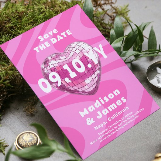 ピンクグルービートレンディーモダンディスコハート写真 セーブザデート